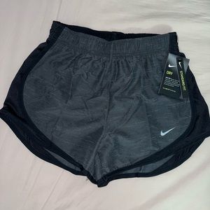NWT Nike Standard Fit Dry Shorts